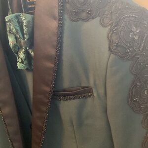 green and black prom suit (SIZE LARGE)